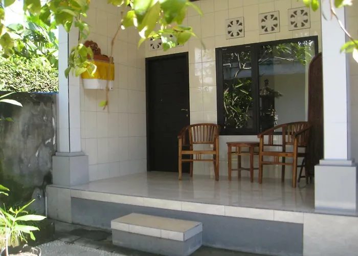 Casa de hóspedes Erwin's Guest Sanur